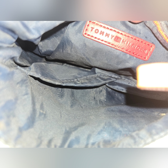 Tommy Hilfiger Green Crossbody Bag/Purse - Picture 10 of 15